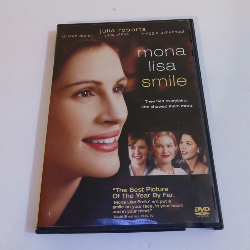 Mona Lisa Smile Revolution Pictures Rated PG 13